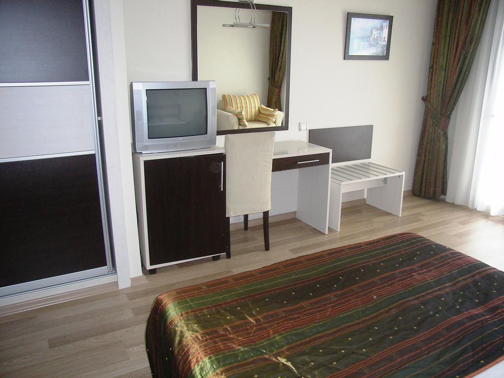 Royal Palace Kusadasi Hotel Eksteriør bilde